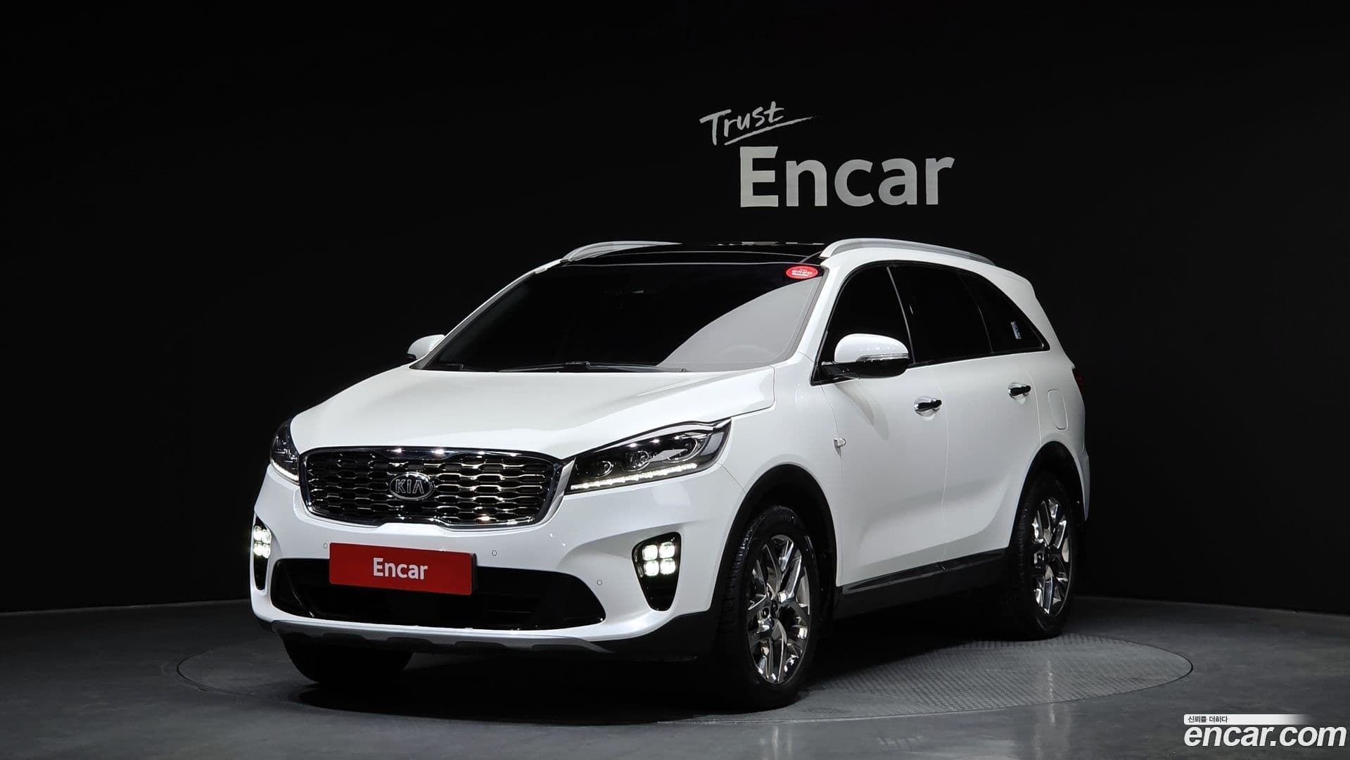 Main__Slider__Photo:Sorento Kia 2019.10-0