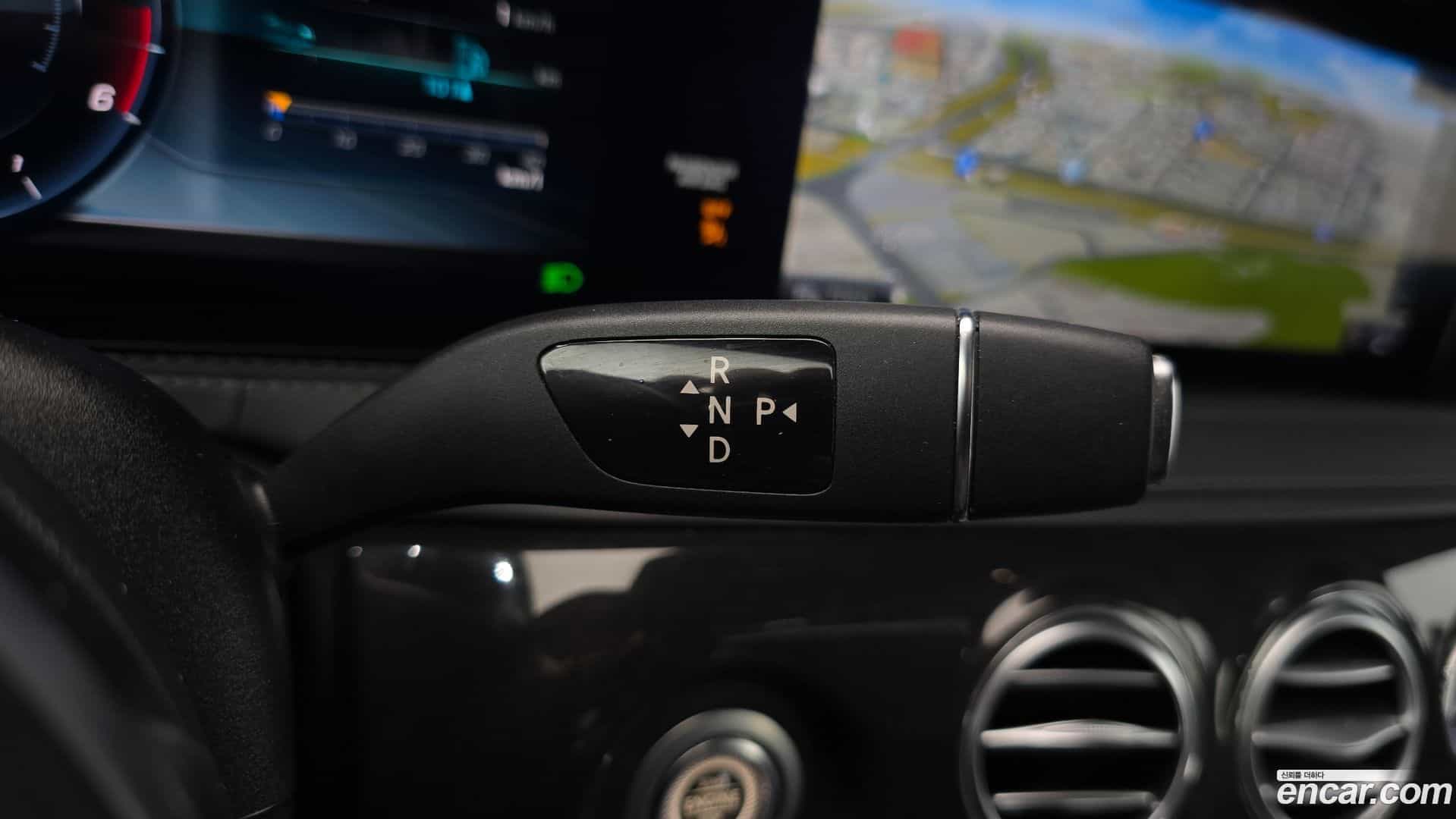 S-Class Mercedes-Benz 2017.9-INNER-009