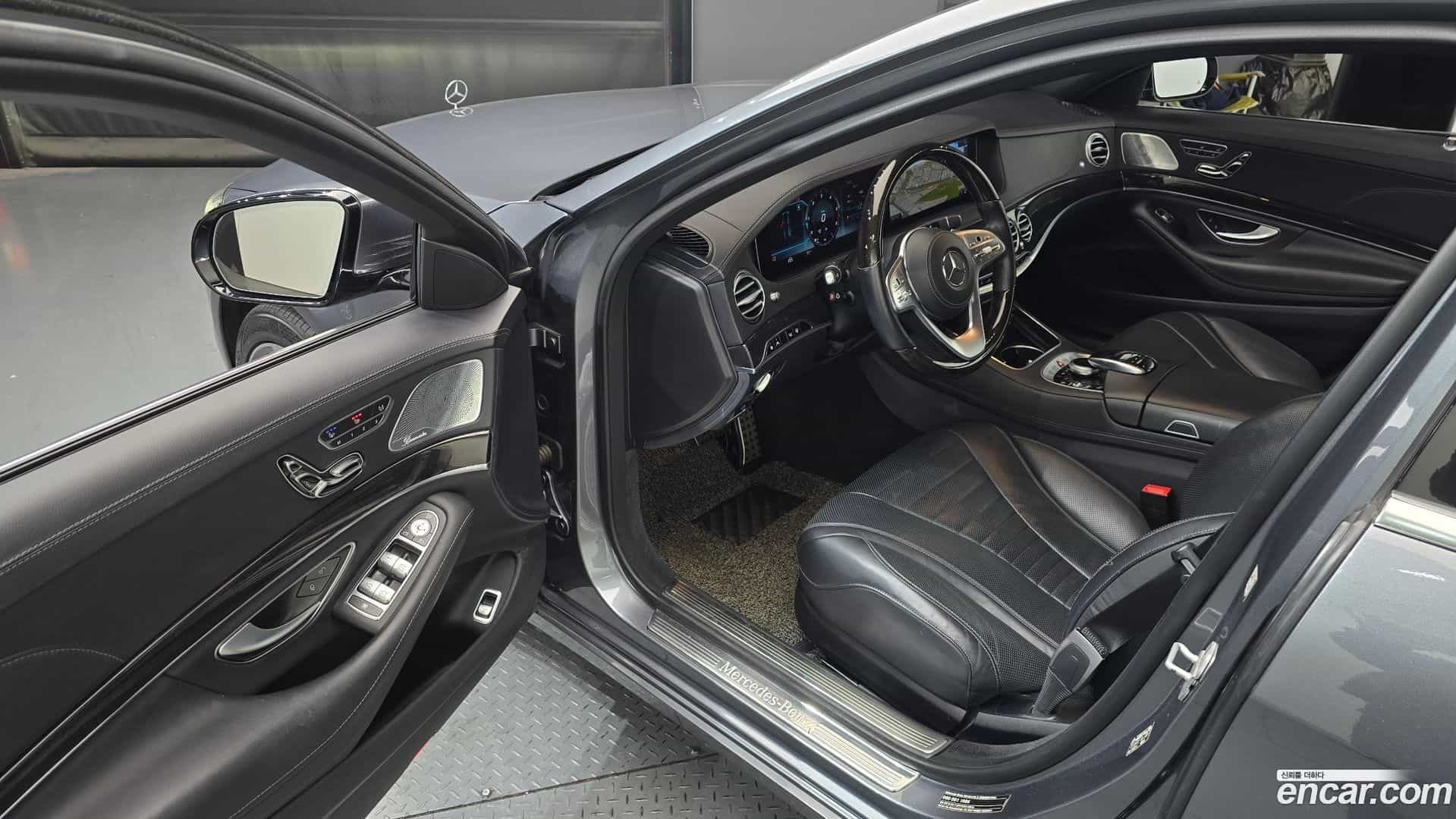 S-Class Mercedes-Benz 2017.9-INNER-010