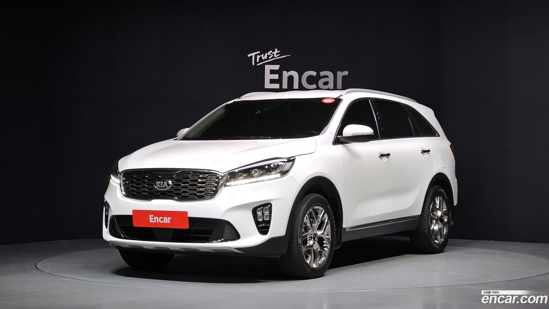 Main__Slider__Photo:Sorento Kia 2019.5-0