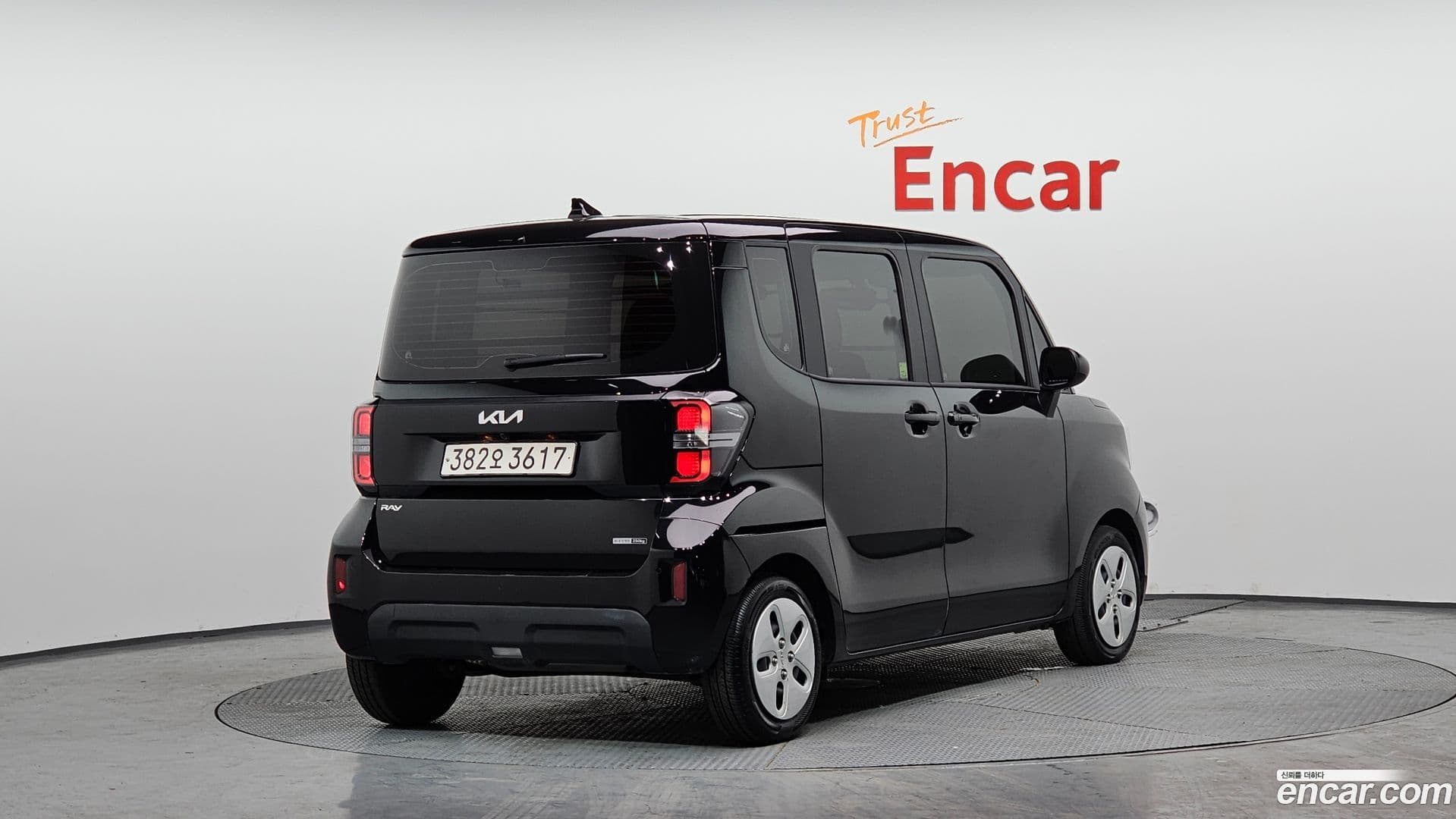Main__Slider__Photo:RAY Kia 2022.11-1