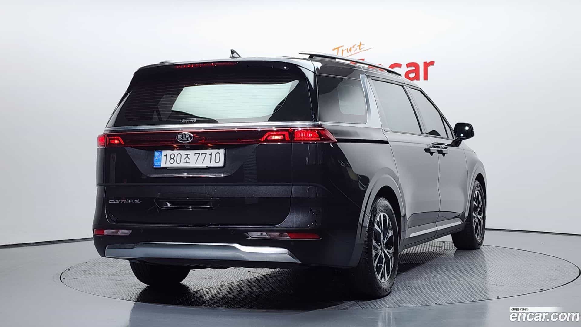 Canival Kia 2021.1-OUTER-002
