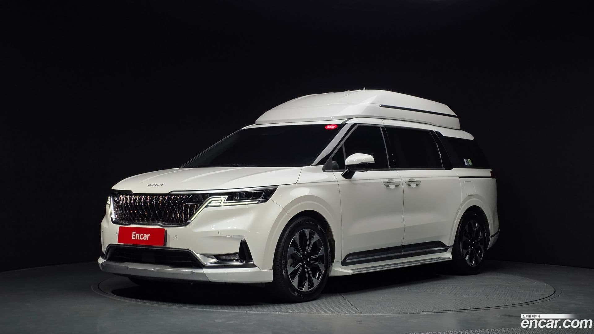 Main__Slider__Photo:Canival Kia 2021.5-0