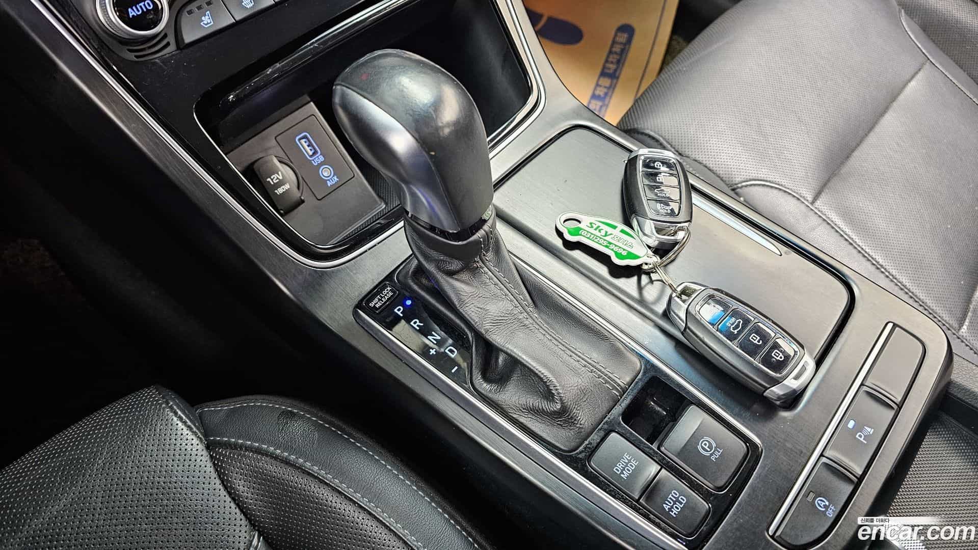 Grandeur Hyundai 2016.11-INNER-009