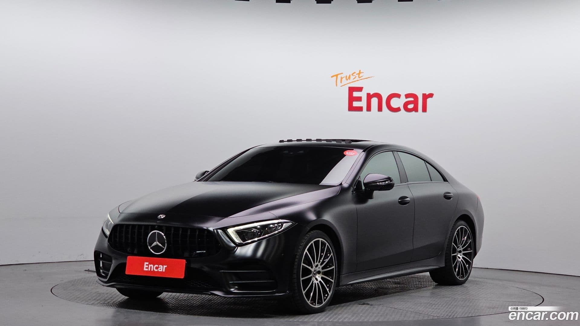 Main__Slider__Photo:CLS-Class Mercedes-Benz 2018.10-0
