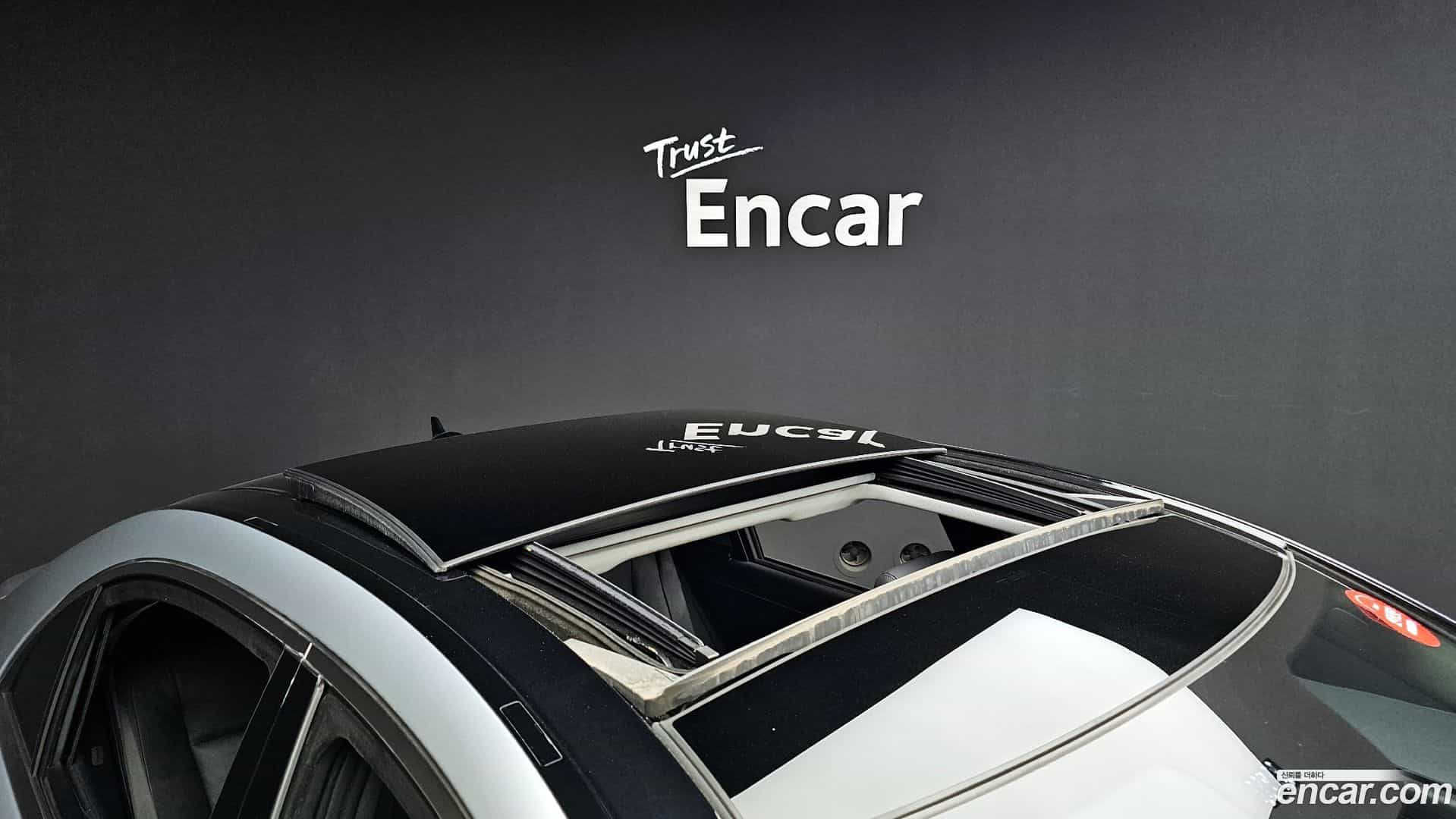 S-Class Mercedes-Benz 2010.11-OPTION-024