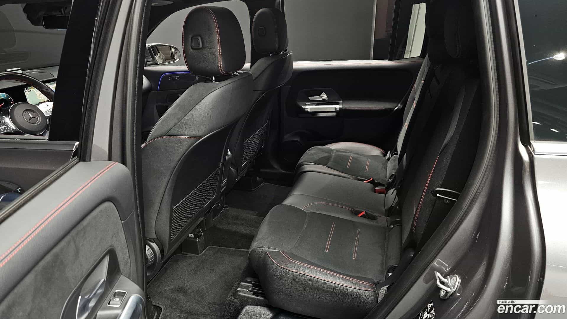 GLB-Class Mercedes-Benz 2022.6-OPTION-016