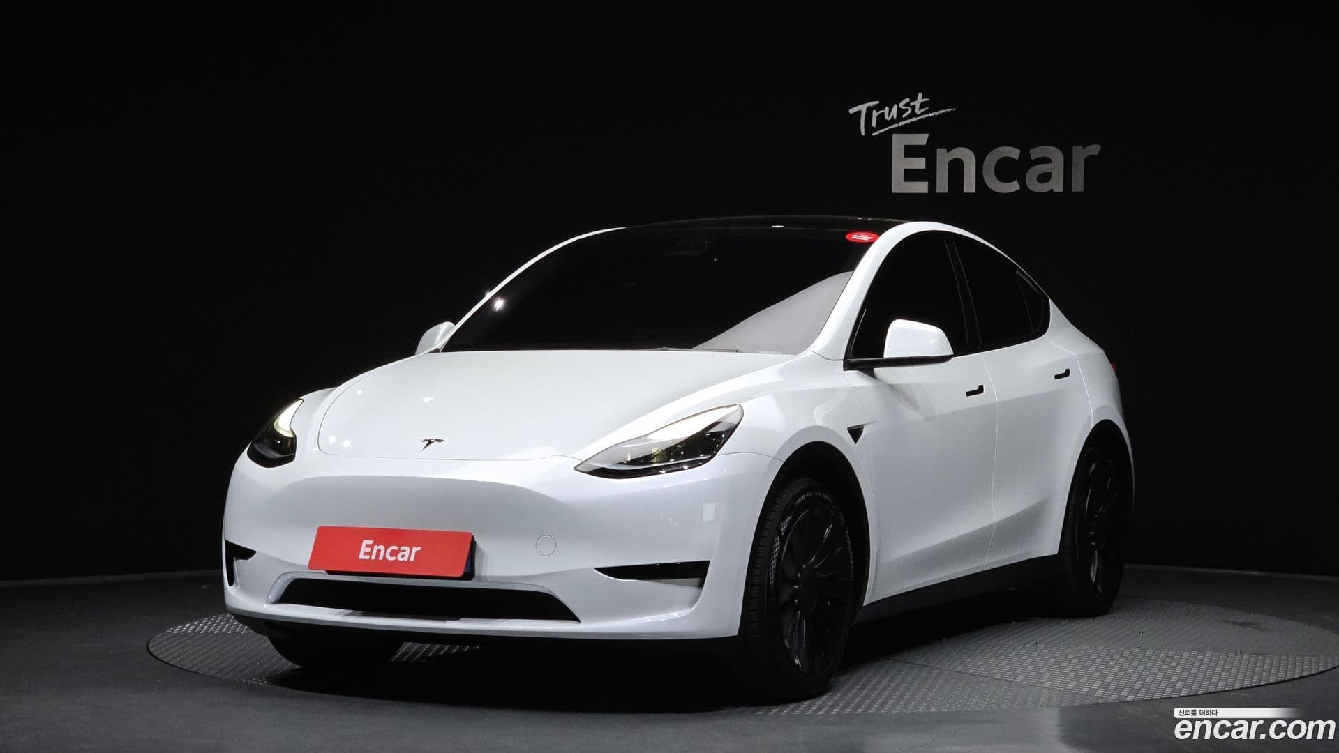 Main__Slider__Photo:Model Y Tesla 2024.2-0