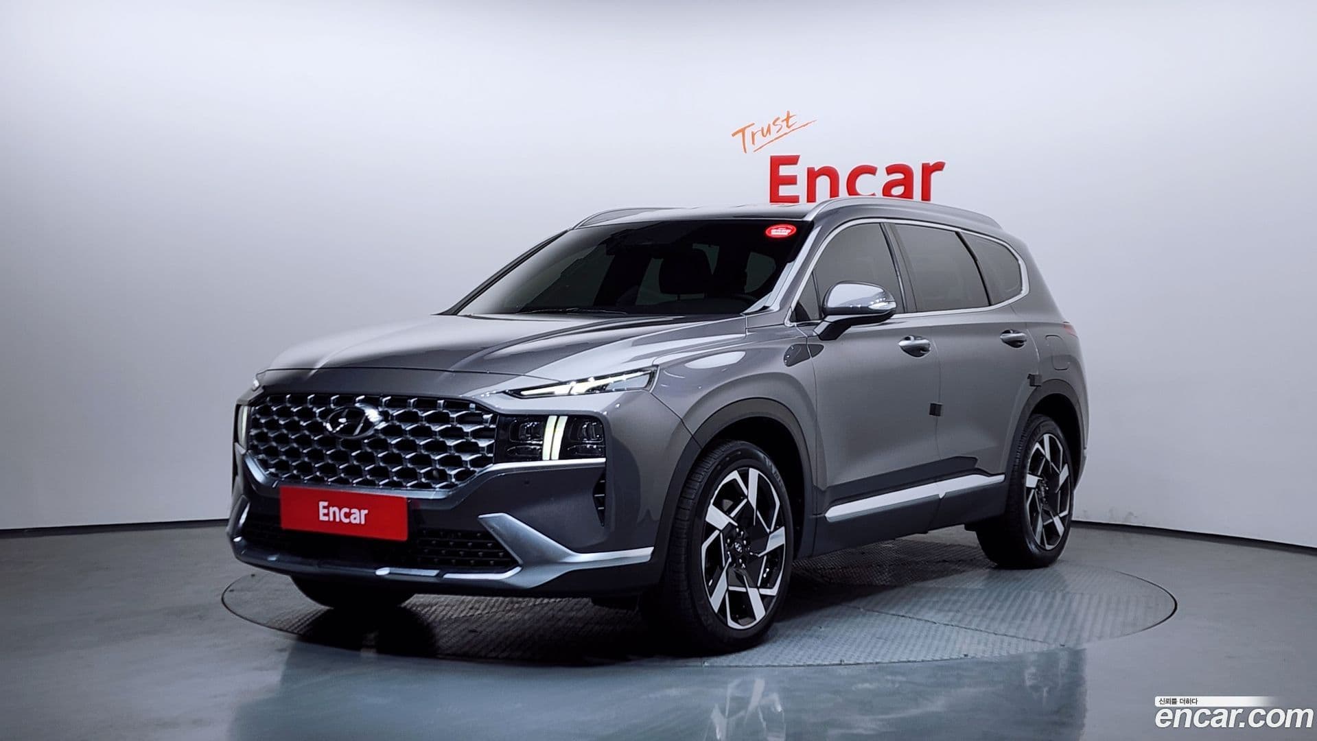 Main__Slider__Photo:Santafe Hyundai 2020.9-0