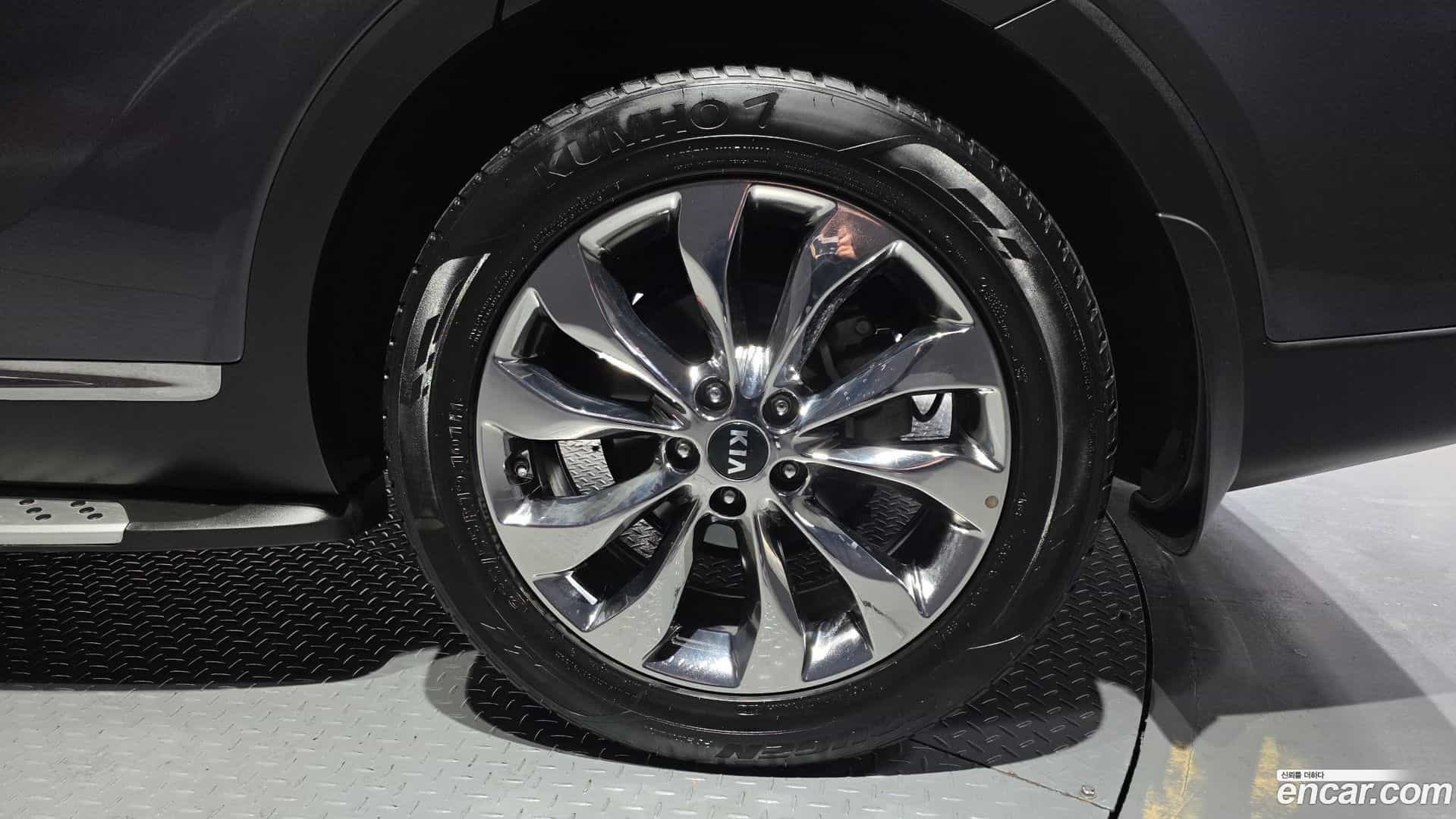 Sorento Kia 2018.10-OUTER-005