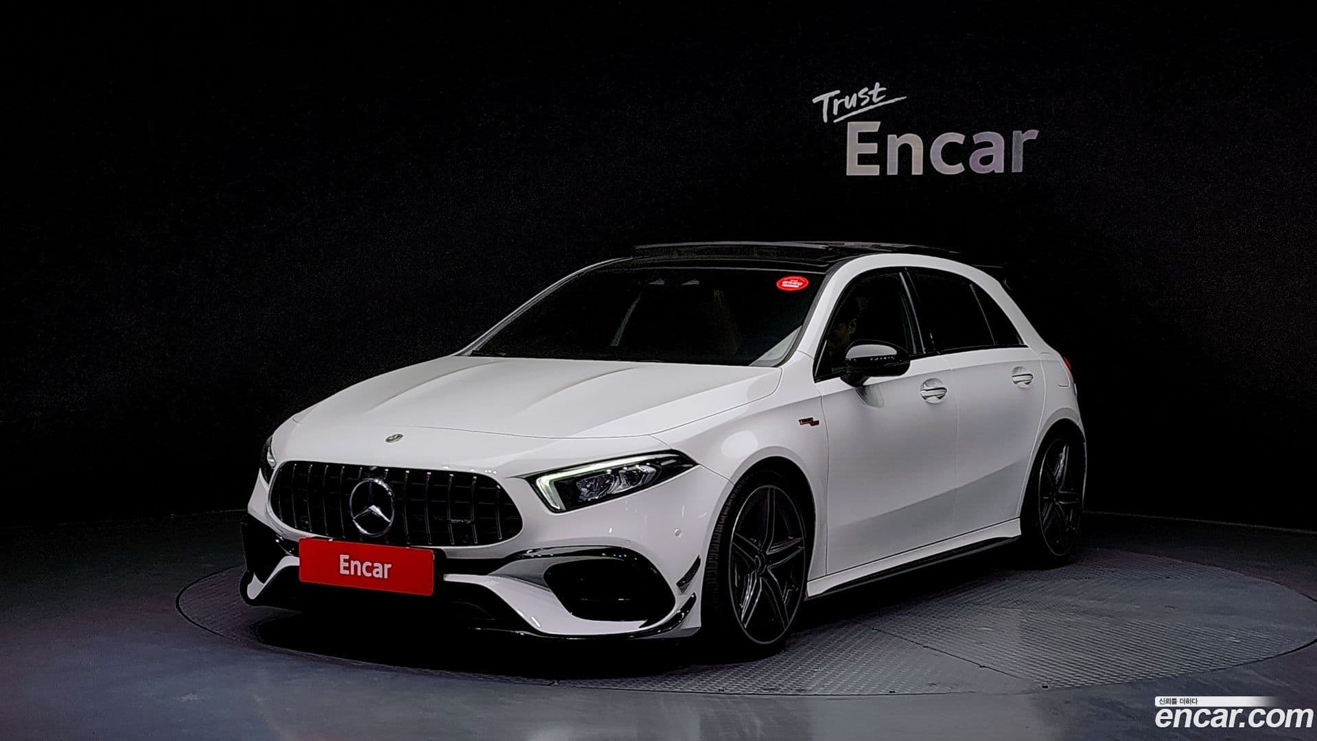Main__Slider__Photo:A-Class Mercedes-Benz 2021.5-0