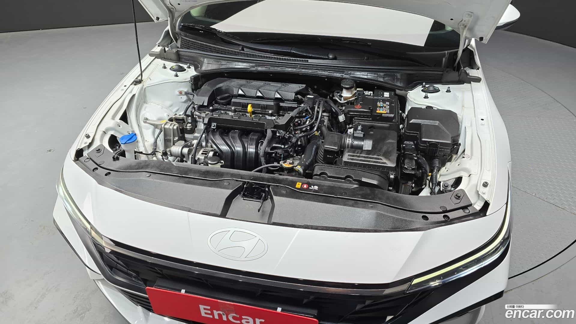 AVANTE Hyundai 2024.5-INNER-006