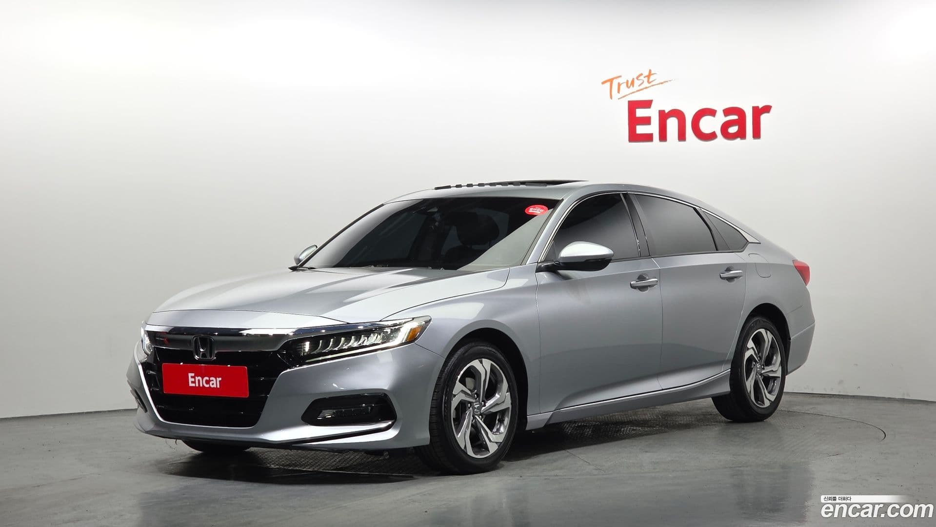 Main__Slider__Photo:Accord Honda 2019.10-0