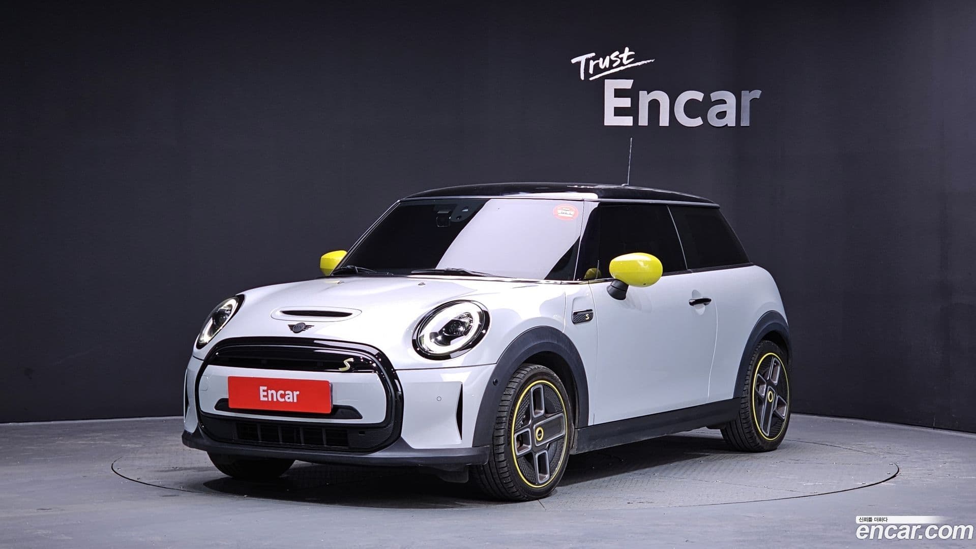 Main__Slider__Photo:Cooper Mini 2022.3-0