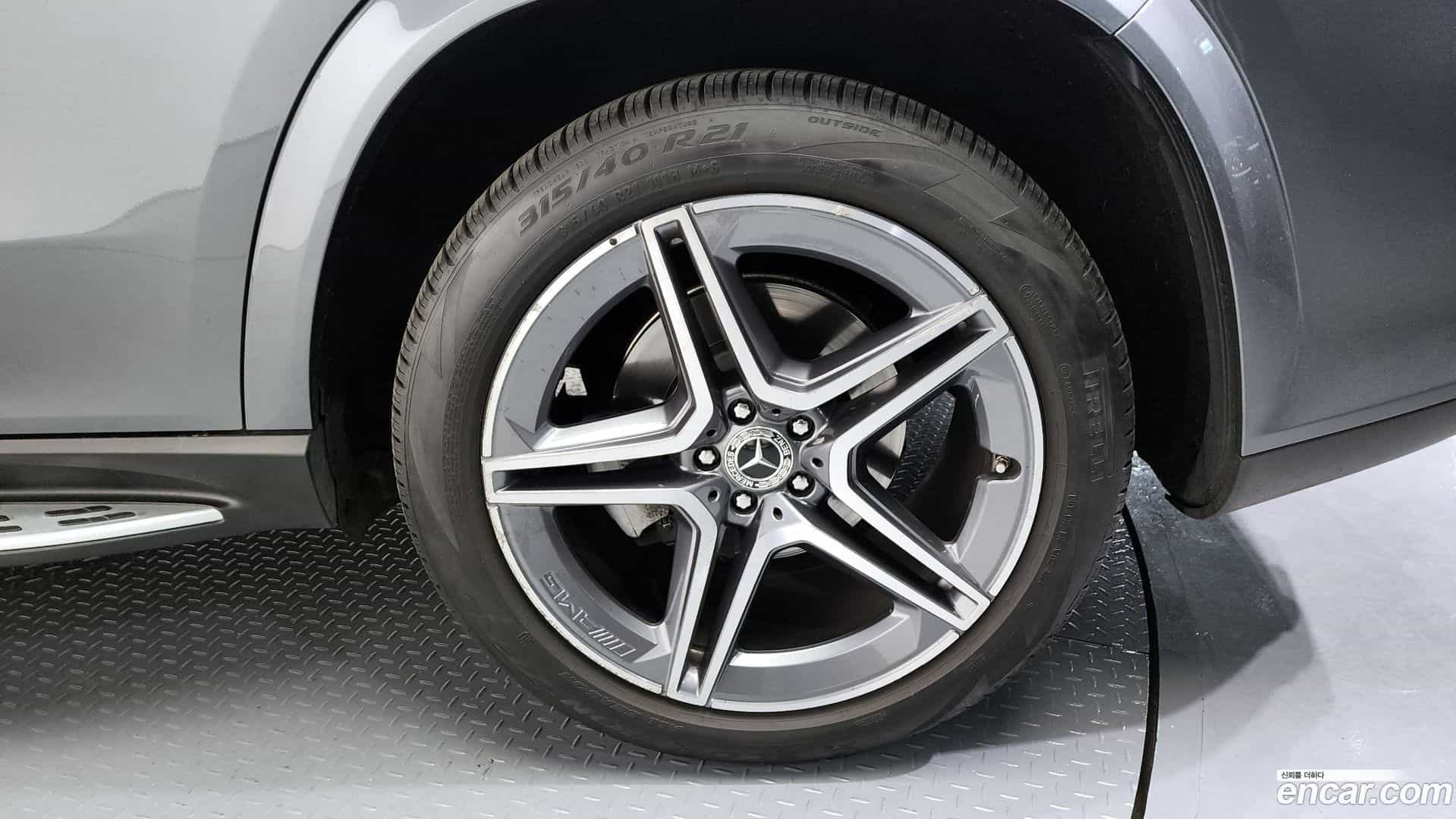 GLS-Class Mercedes-Benz 2021.7-OUTER-005