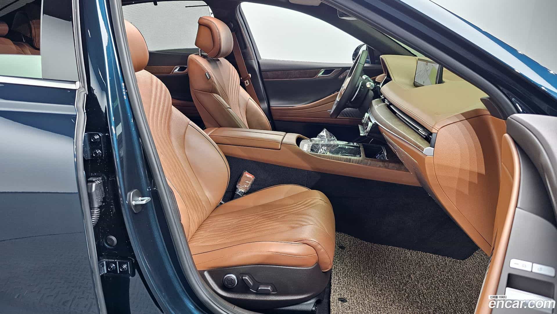G80 Genesis 2022.0-INNER-010