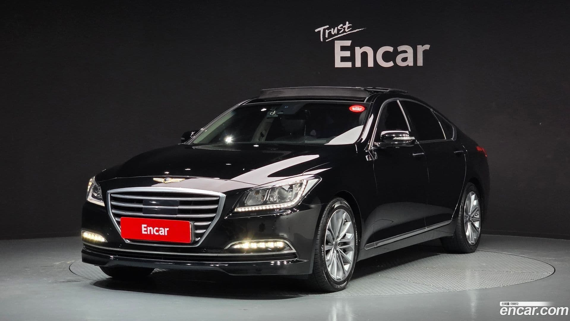 Main__Slider__Photo:Genesis Hyundai 2015.2-0