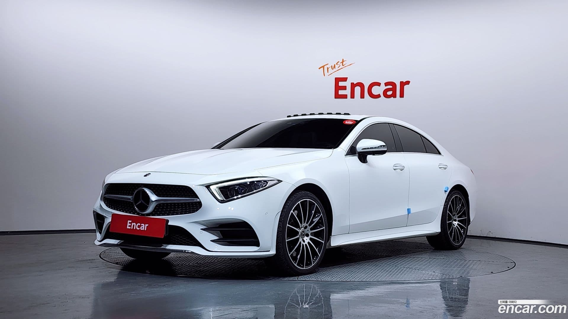 Main__Slider__Photo:CLS-Class Mercedes-Benz 2020.11-0