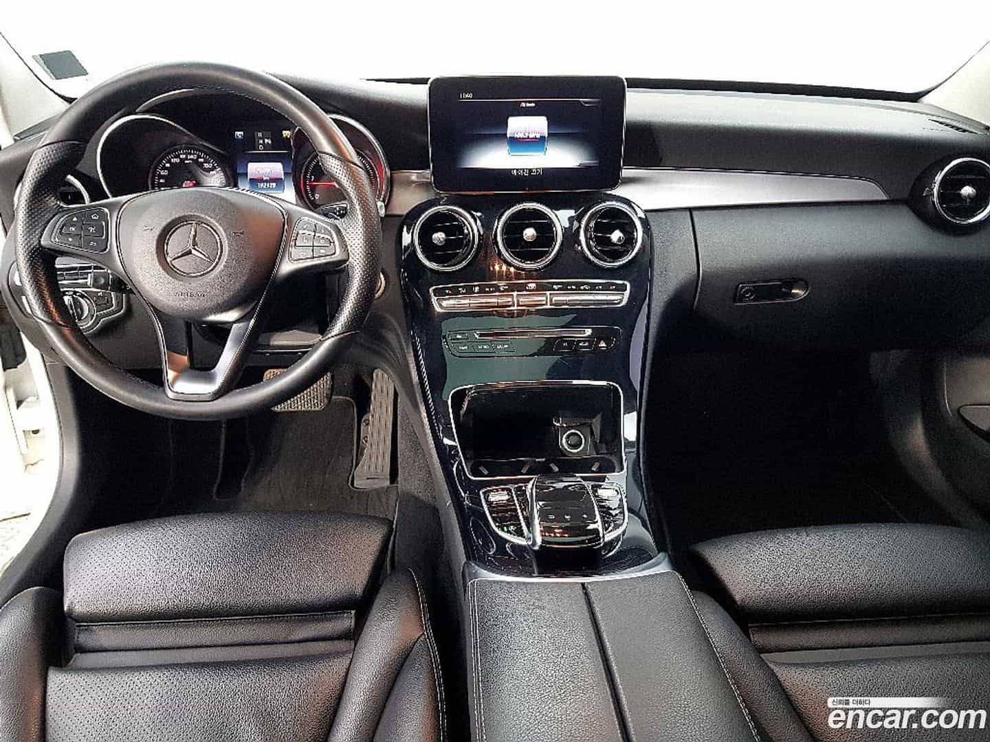C-Class Mercedes-Benz 2016.6-OUTER-005