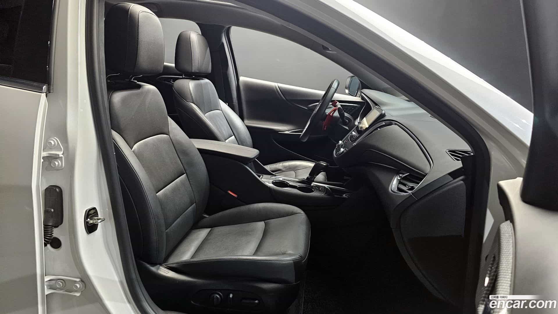 Malibu Chevrolet 2019.7-INNER-010