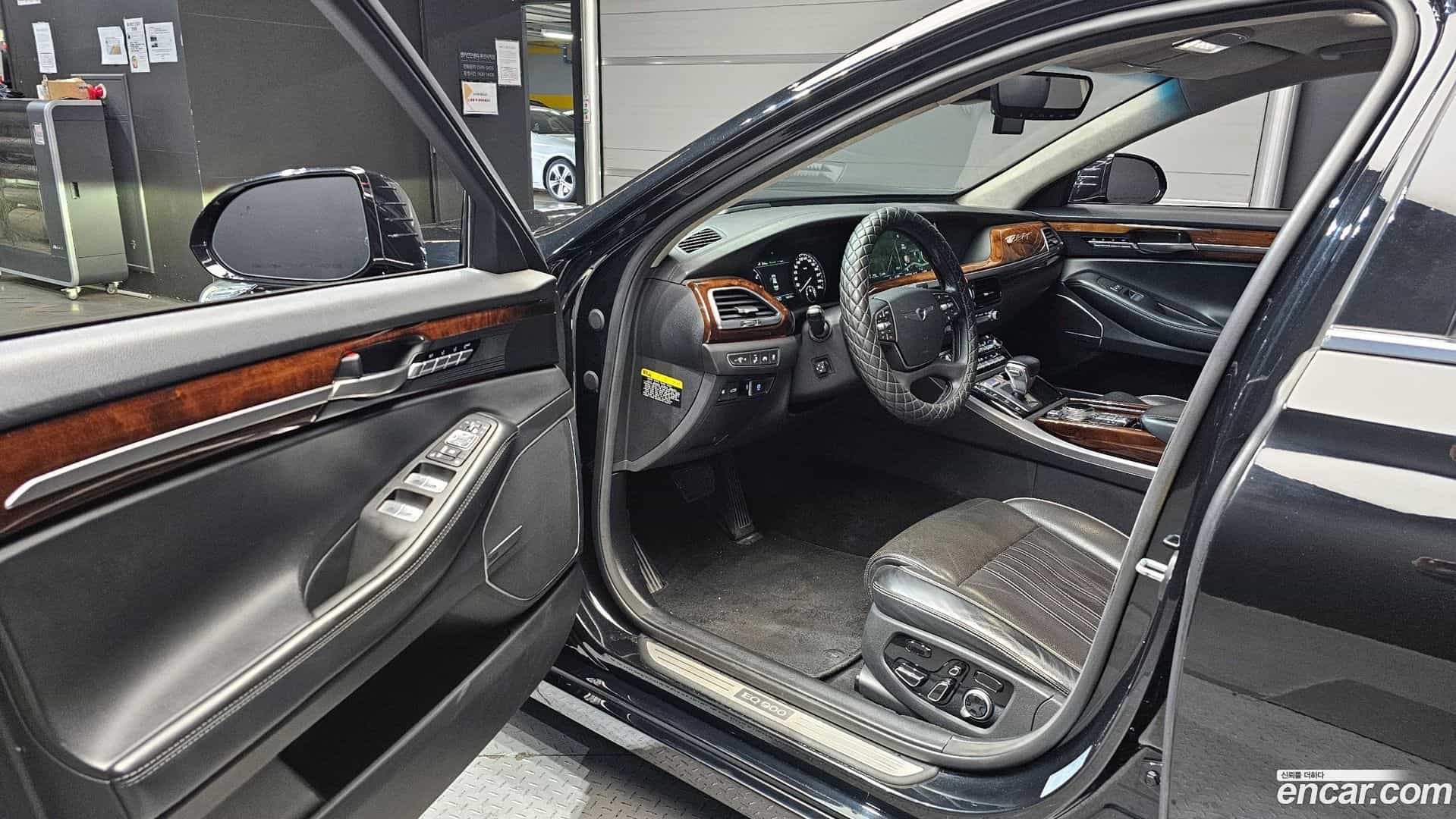 EQ900 Genesis 2016.1-OPTION-015
