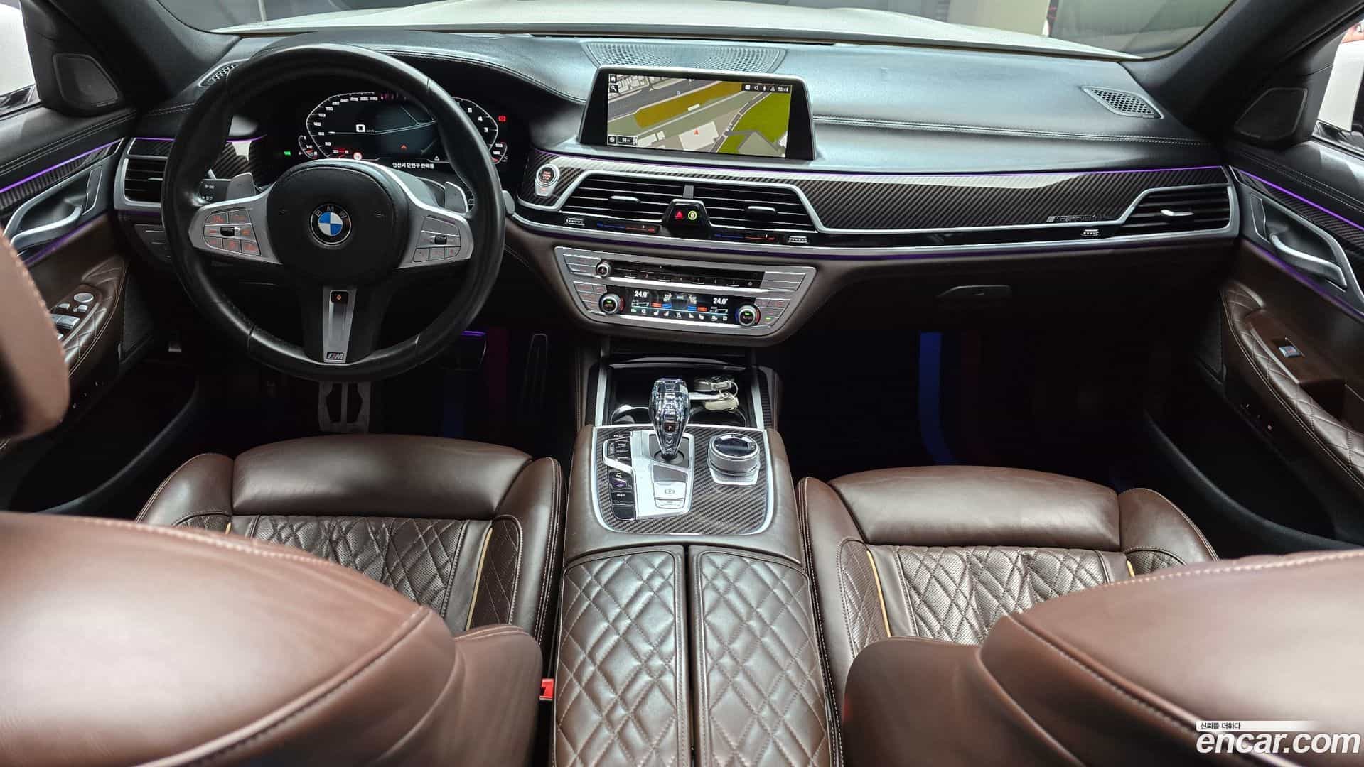 7-Series BMW 2020.0-INNER-007