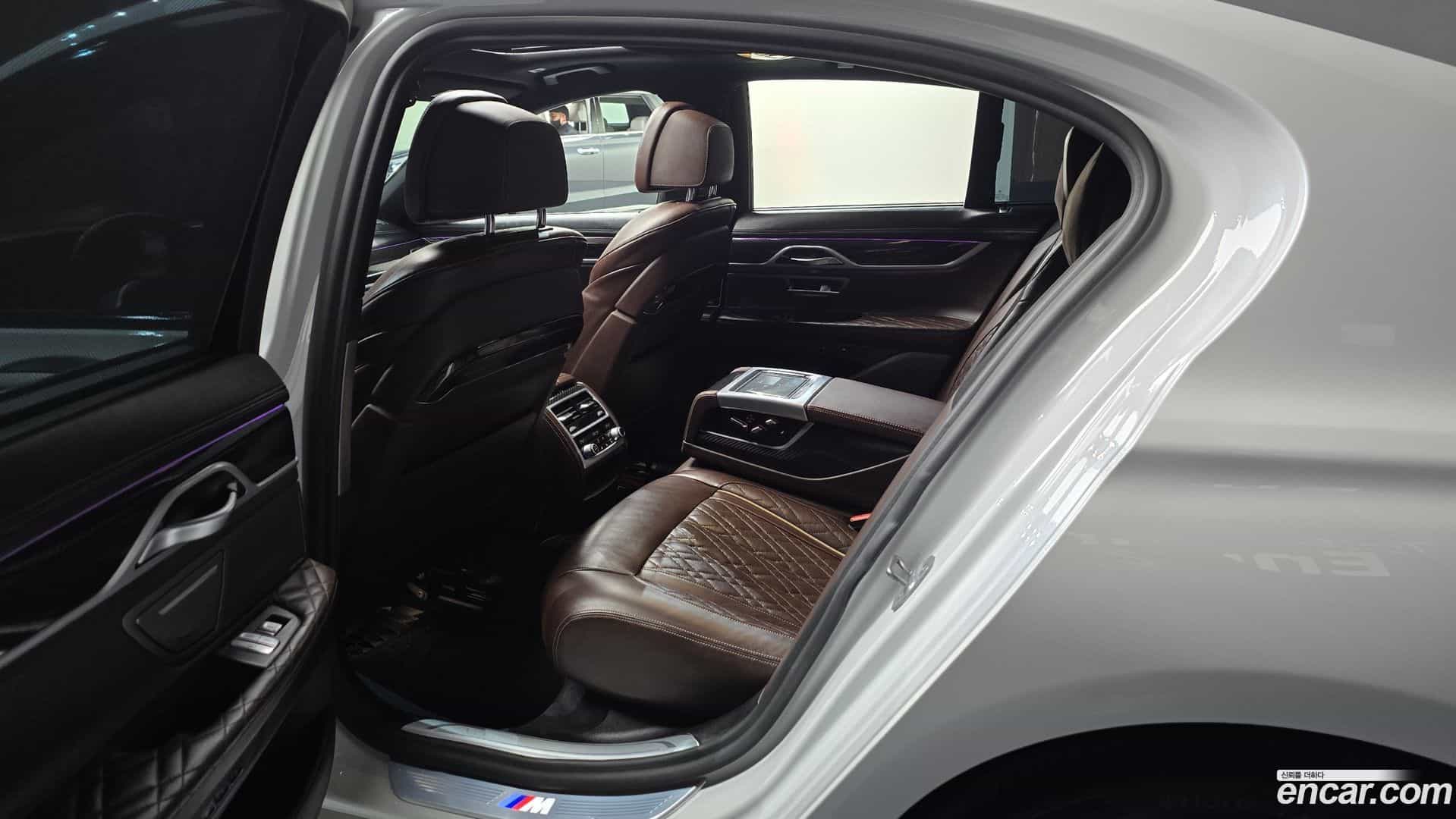 7-Series BMW 2020.0-OPTION-015