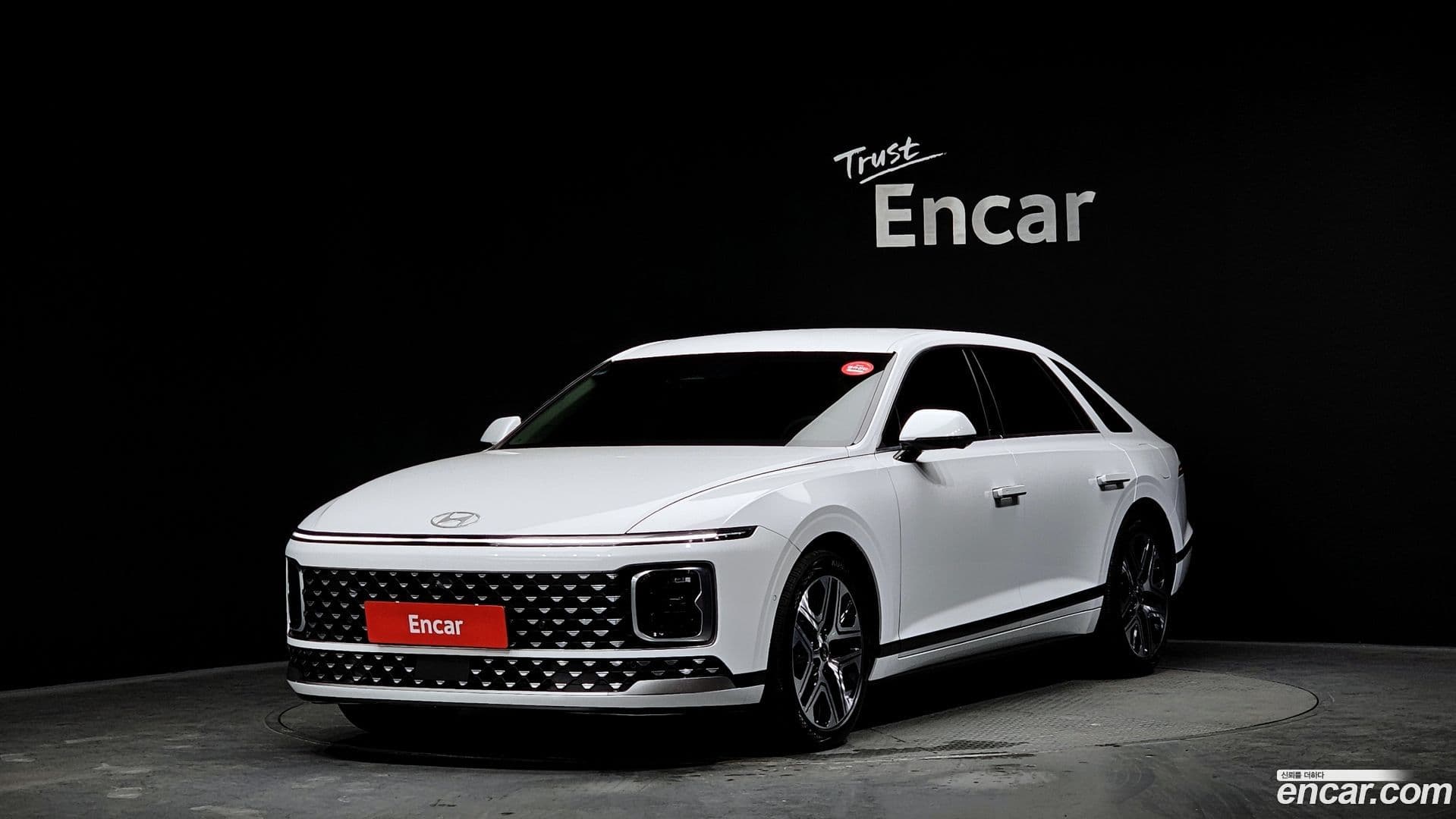 Main__Slider__Photo:Grandeur Hyundai 2023.0-0