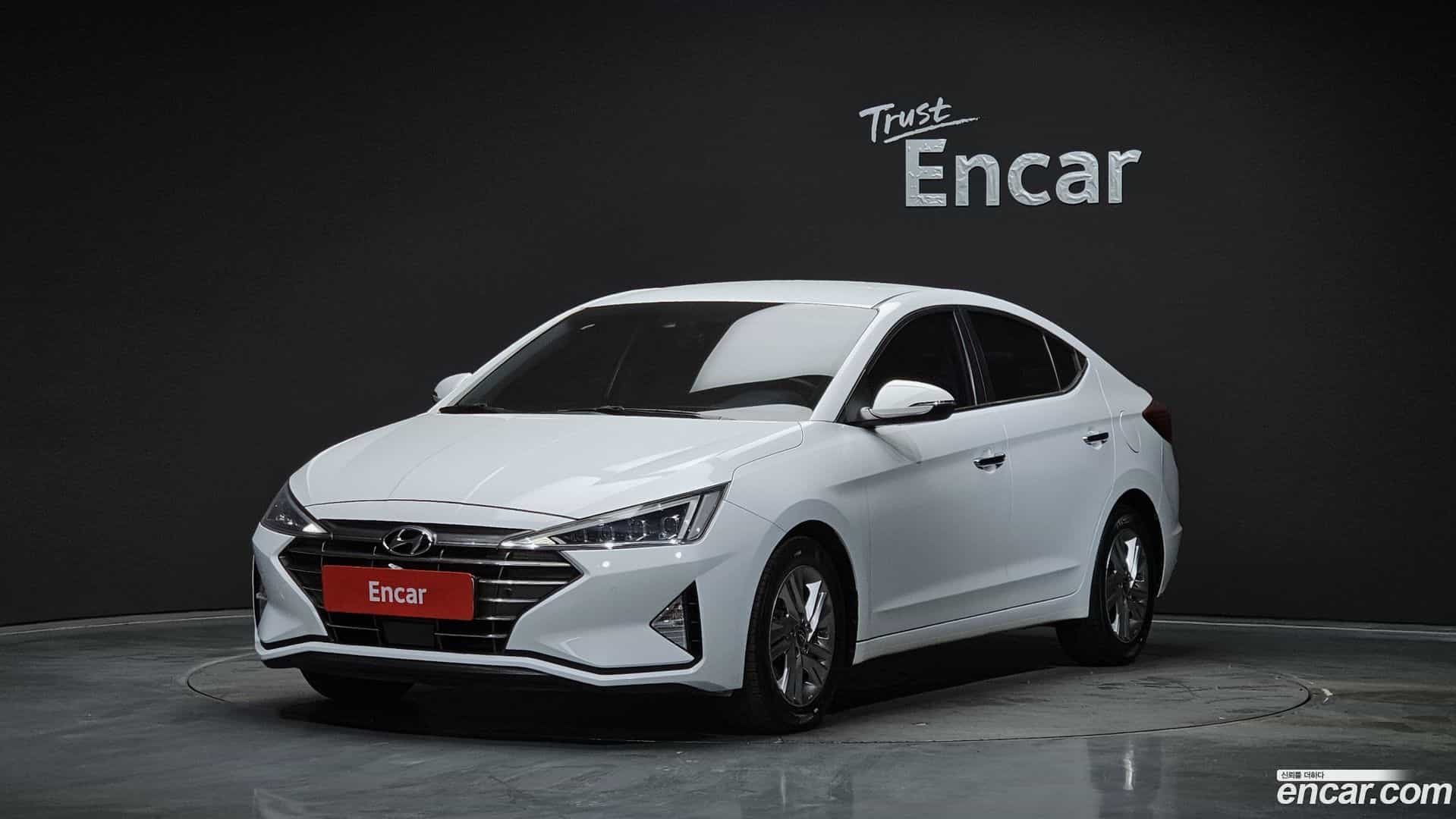 AVANTE Hyundai 2018.9-OUTER-001