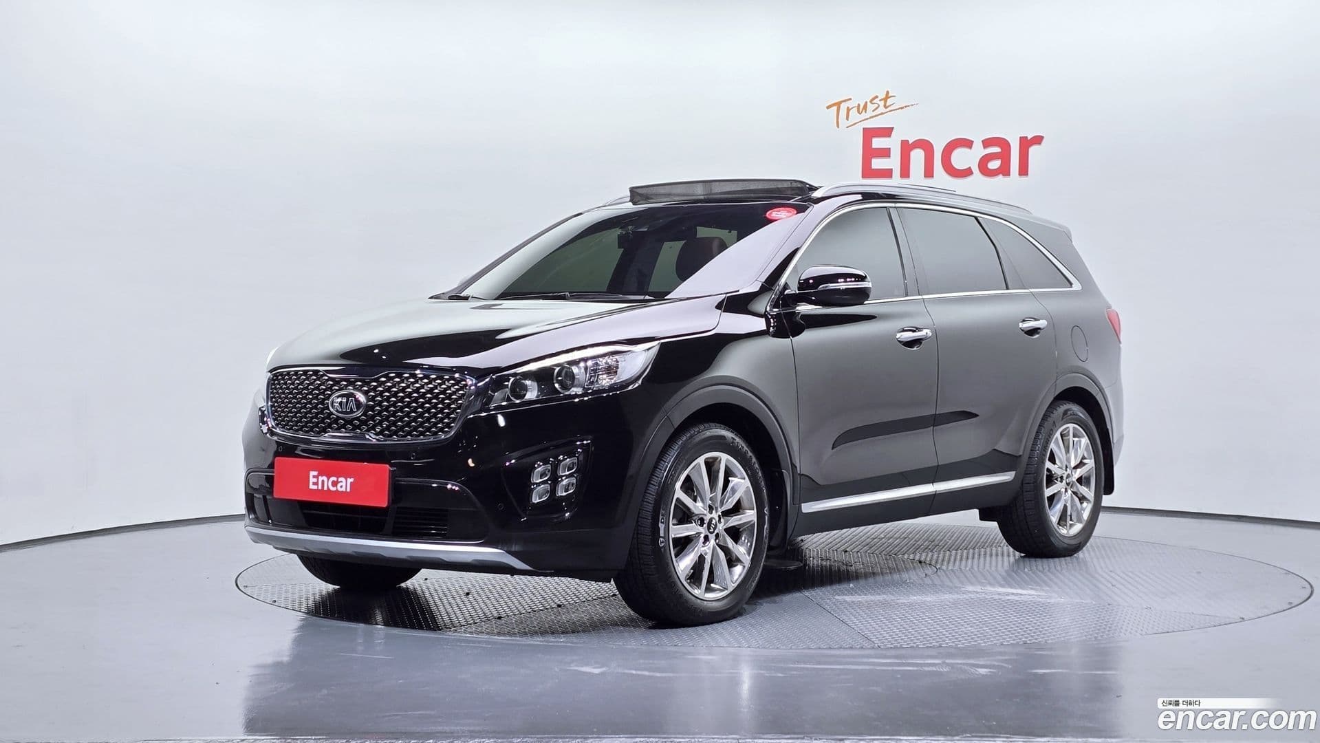 Main__Slider__Photo:Sorento Kia 2016.6-0