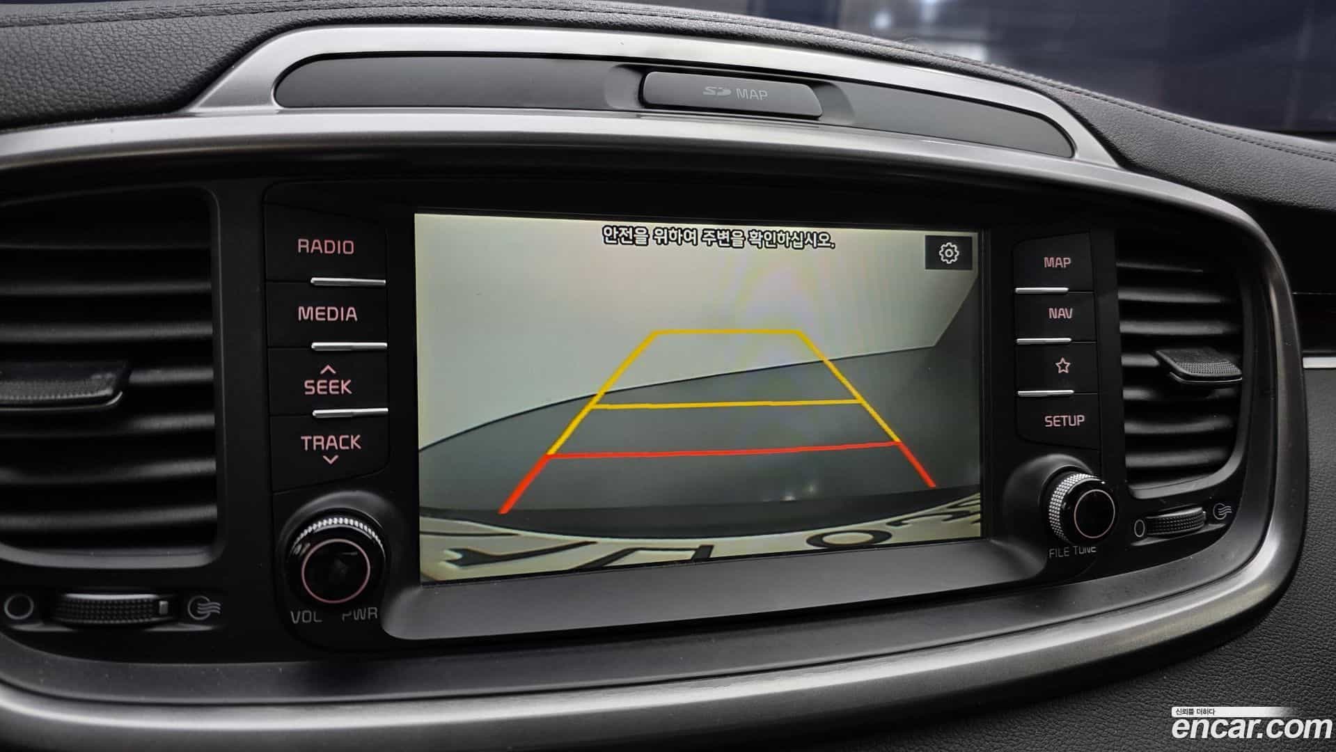 Sorento Kia 2018.2-OPTION-019