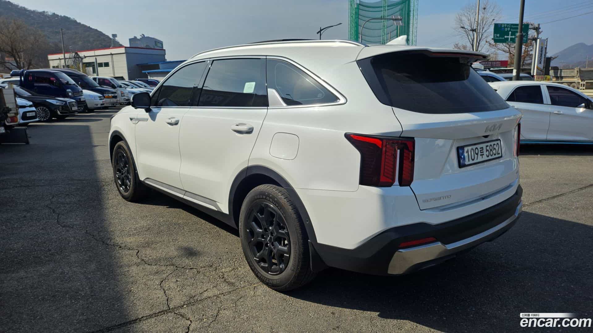 Sorento Kia 2023.11-OUTER-004