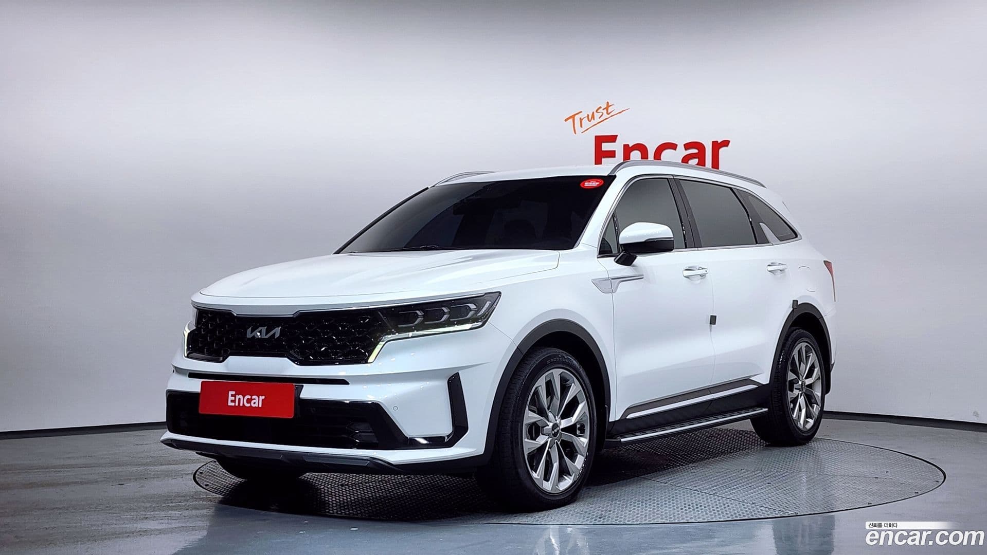 Main__Slider__Photo:Sorento Kia 2021.10-0