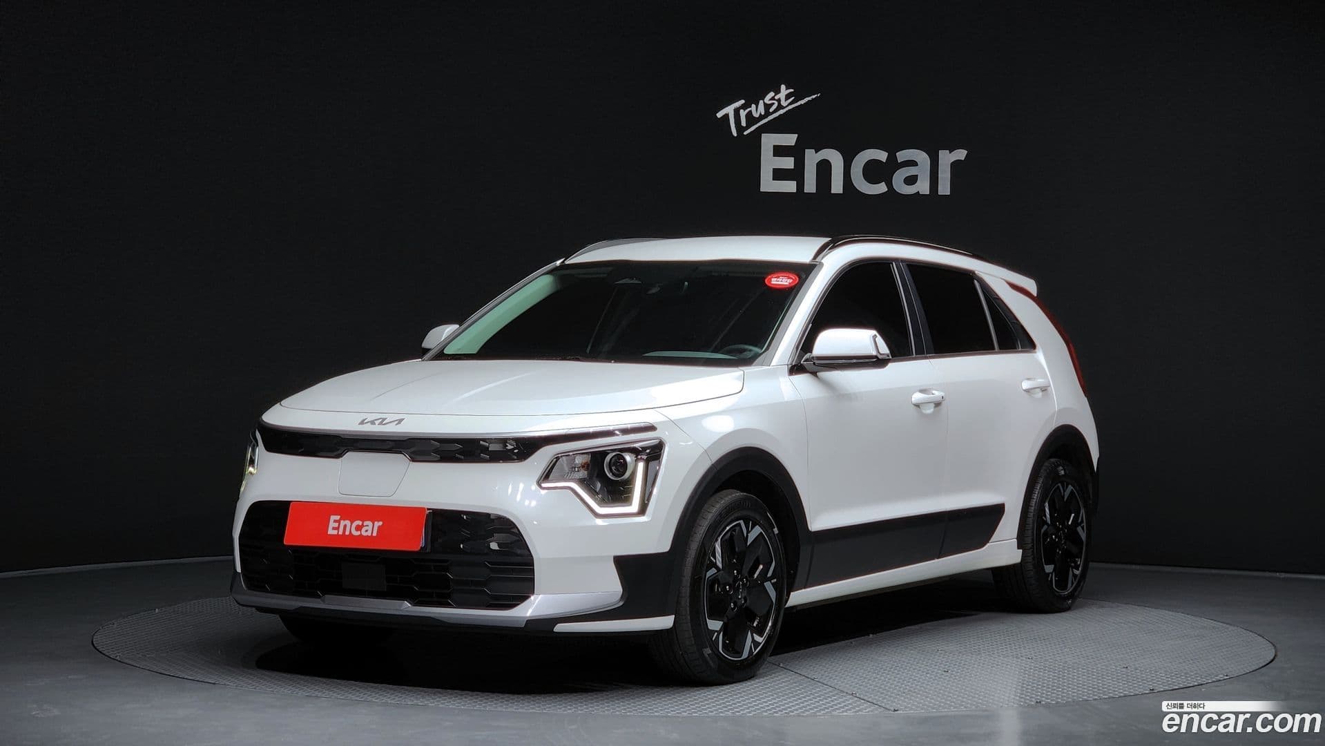 Main__Slider__Photo:Niro Kia 2022.6-0