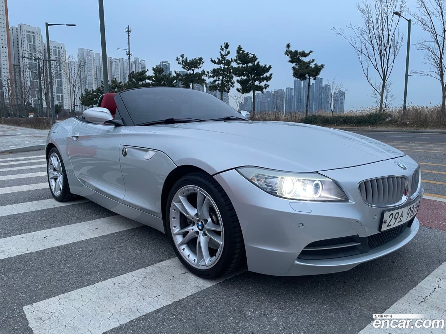 Main__Slider__Photo:Z4 BMW 2010.2-0