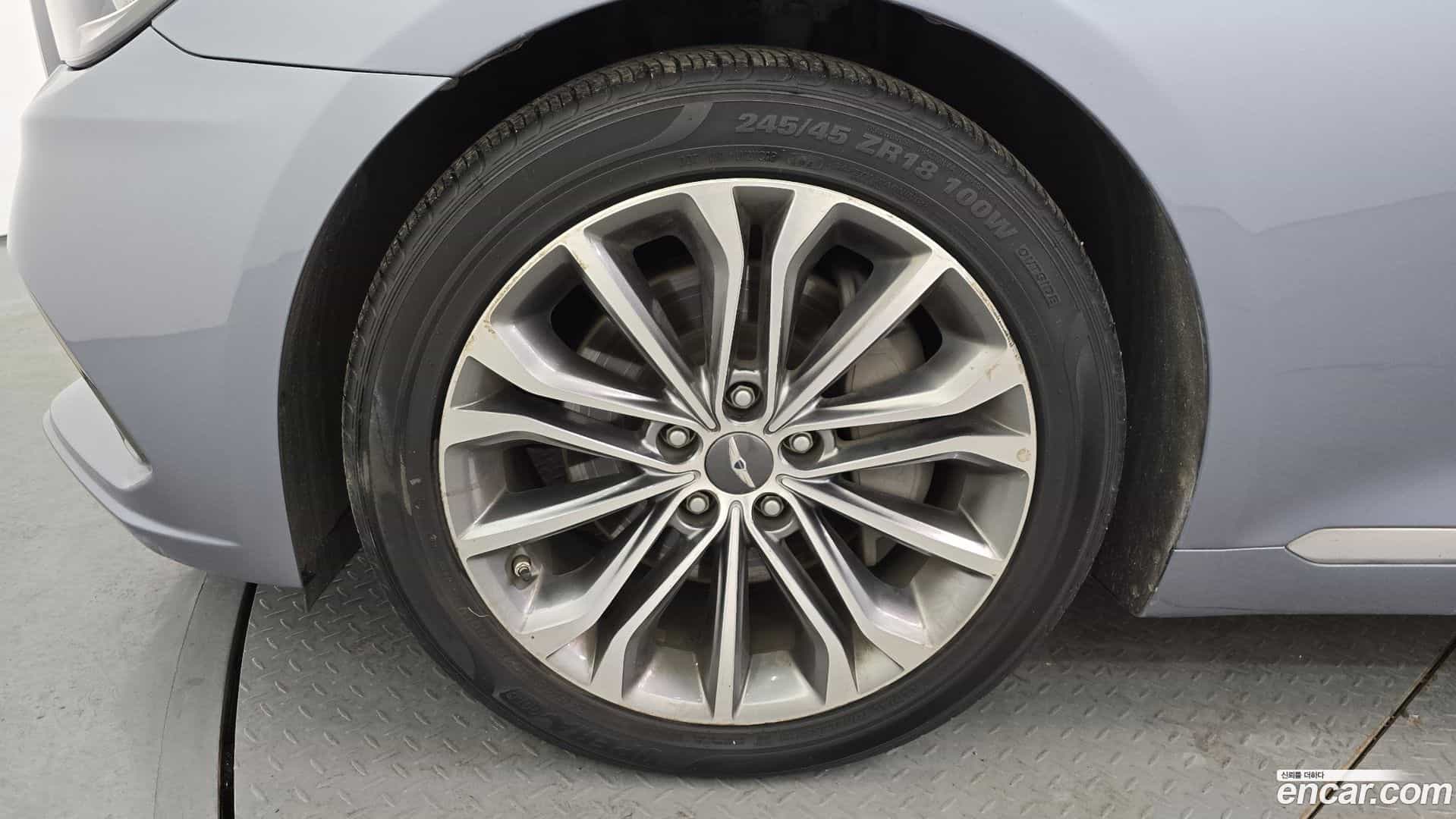Genesis Hyundai 2014.3-OUTER-005