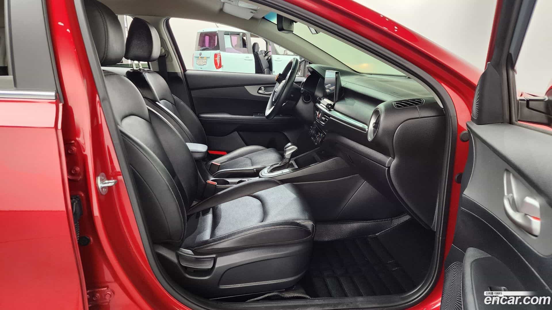 K3 Kia 2021.0-OPTION-015