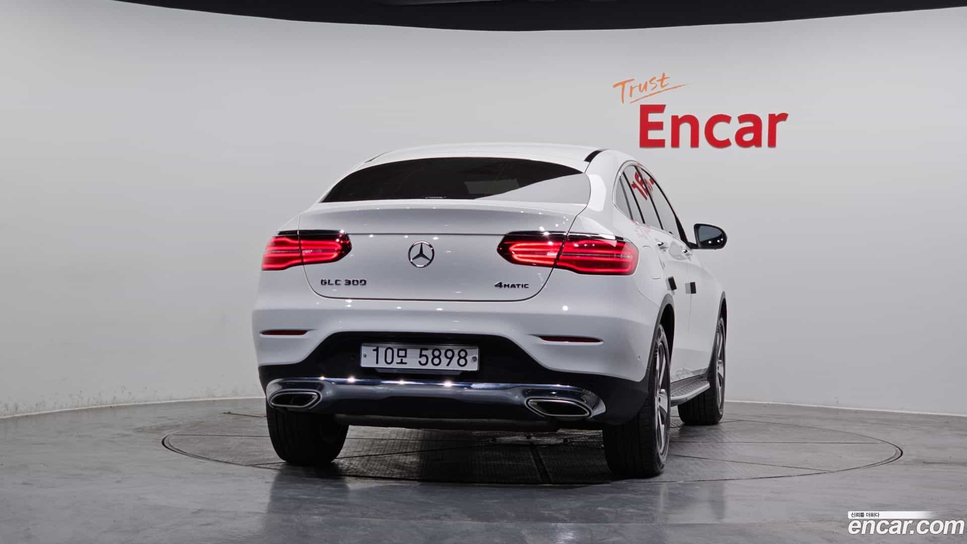 GLC-Class Mercedes-Benz 2019.4-OUTER-004