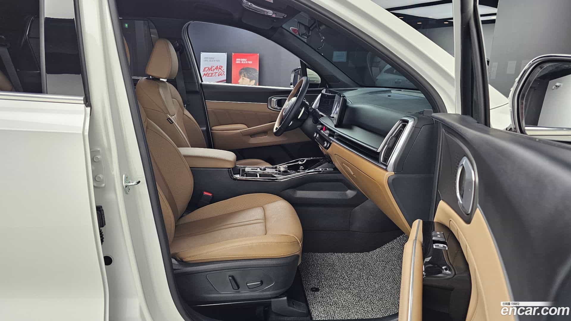 Sorento Kia 2023.8-OPTION-016