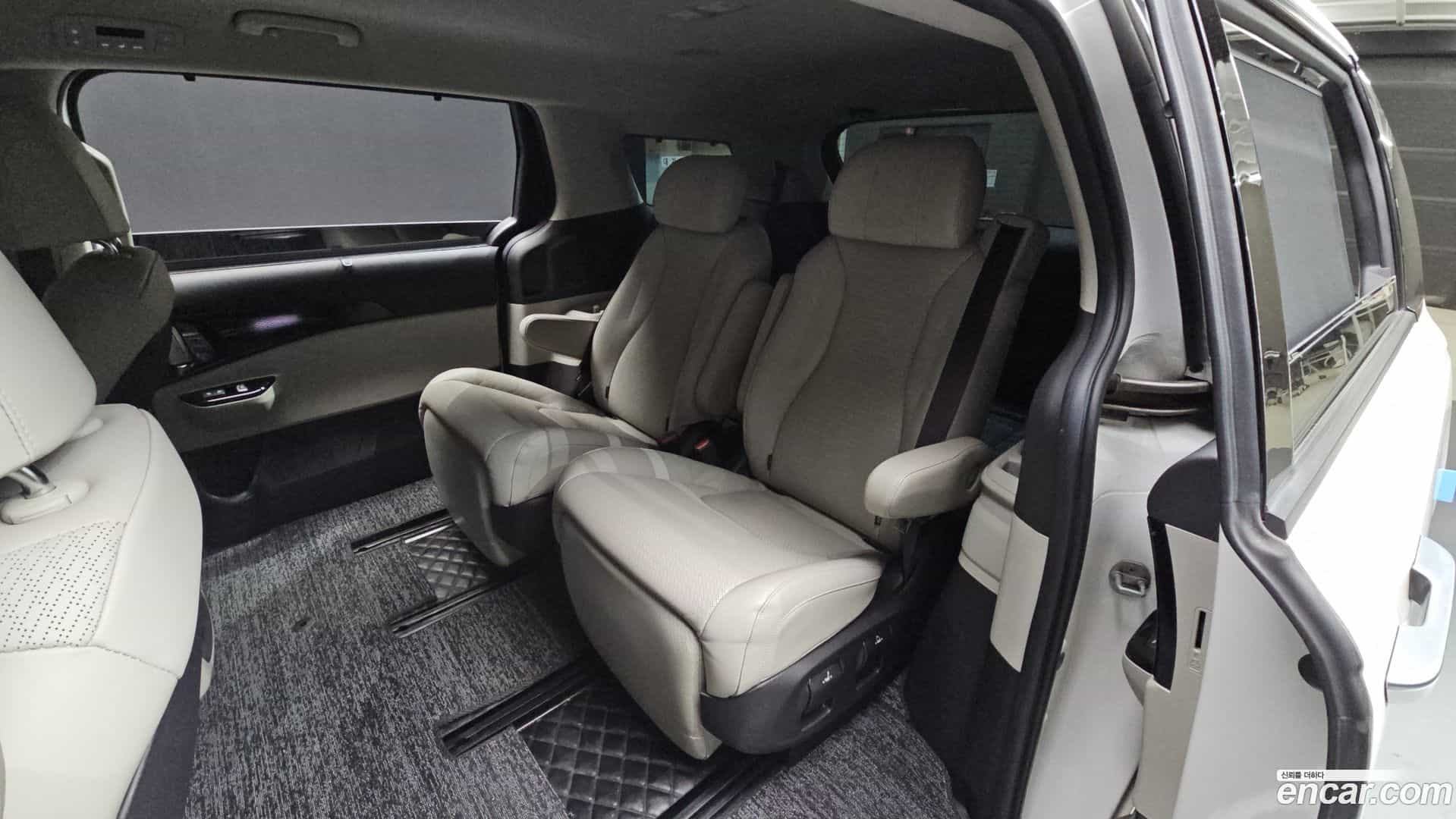 Canival Kia 2021.4-OPTION-016
