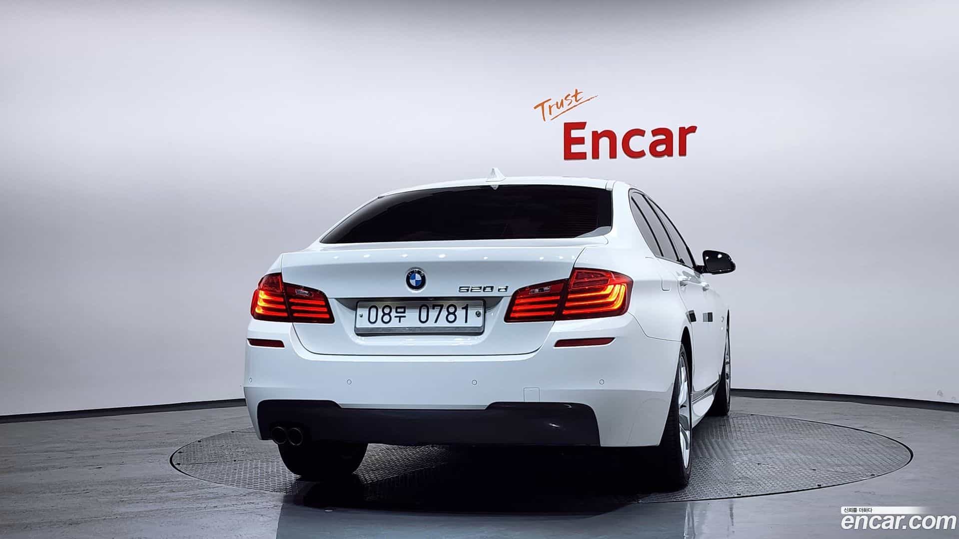 5-Series BMW 2015.9-OUTER-004