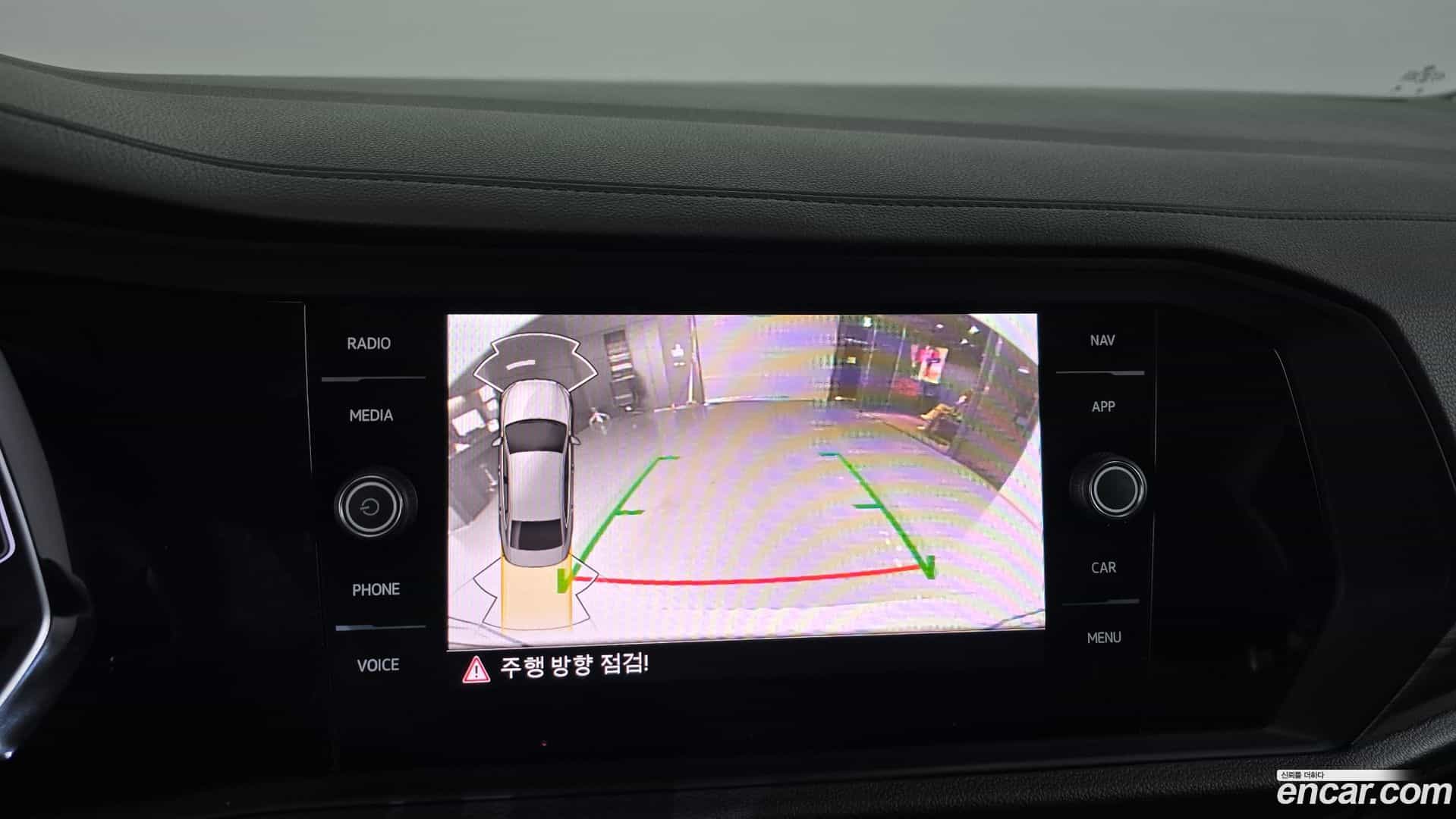 Jetta Volkswagen 2023.7-OPTION-019
