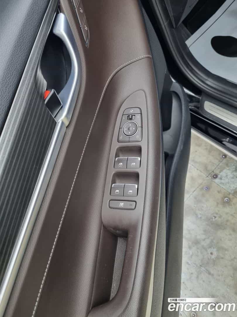 Grandeur Hyundai 2017.3-INNER-008