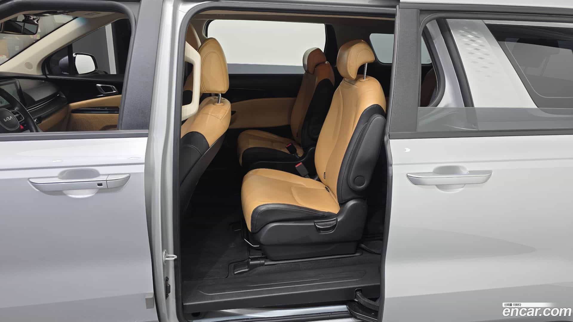Canival Kia 2021.9-OPTION-015