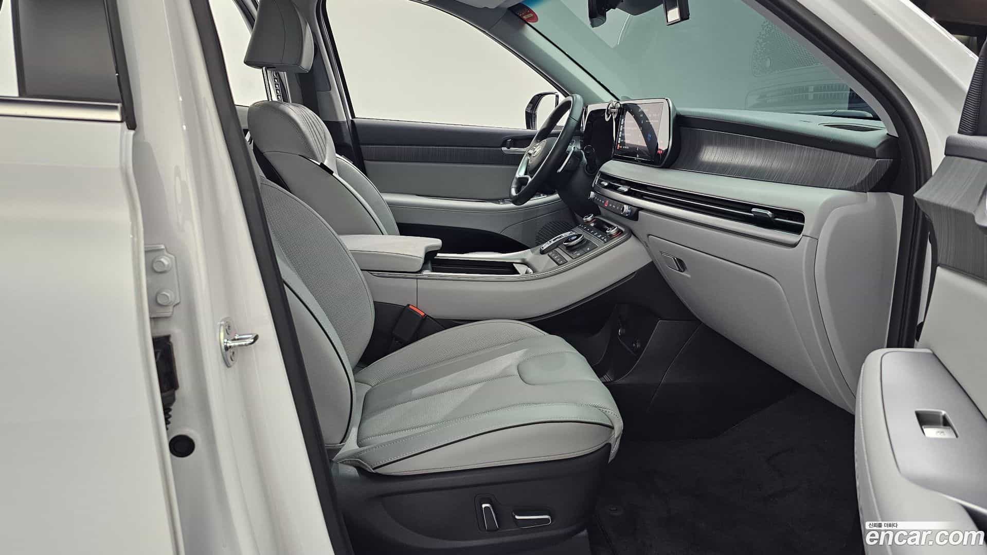 Palisade Hyundai 2024.9-INNER-010