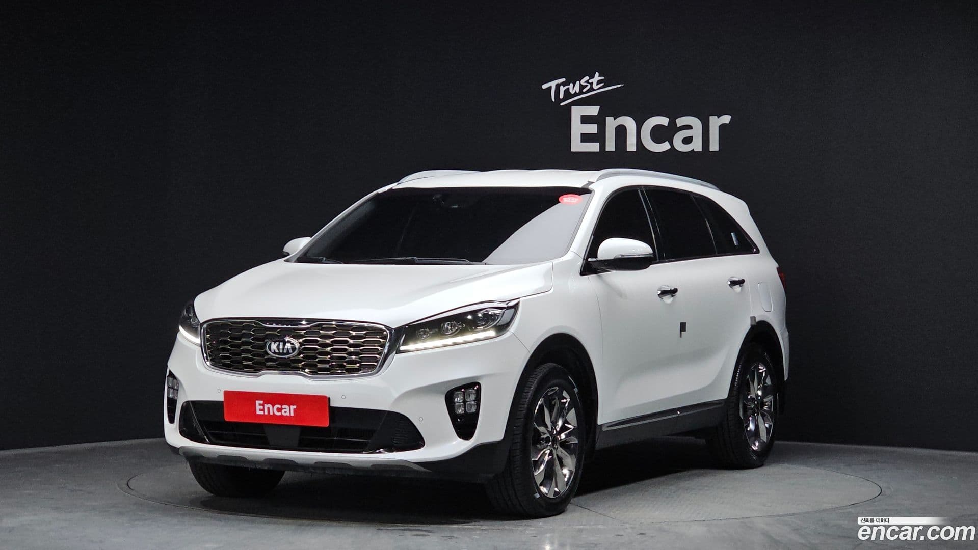 Main__Slider__Photo:Sorento Kia 2019.6-0