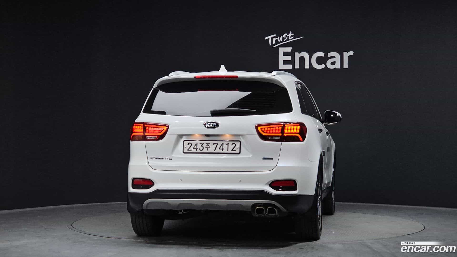 Sorento Kia 2019.6-OUTER-004