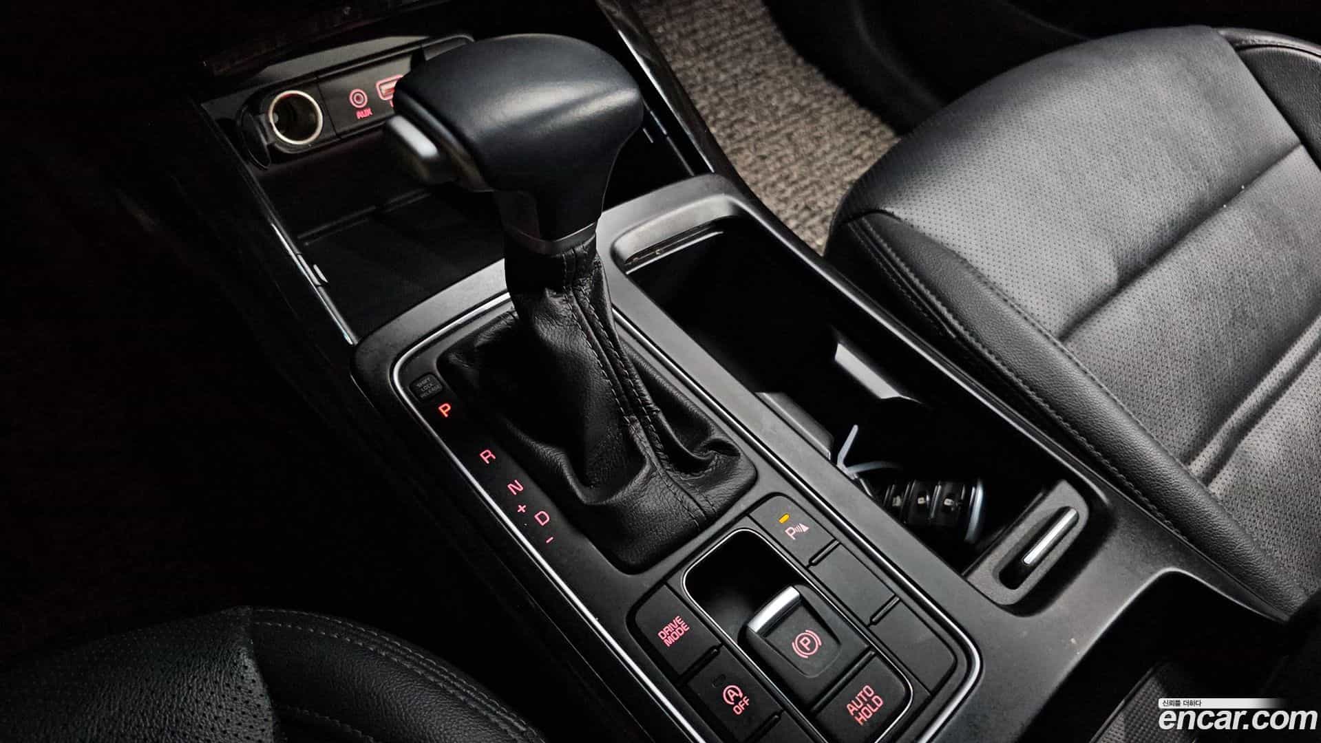 Sorento Kia 2019.6-INNER-009