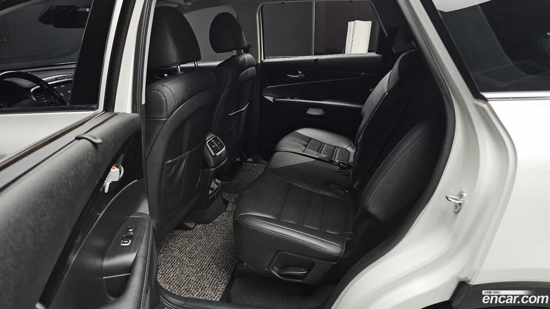 Sorento Kia 2019.6-OPTION-016