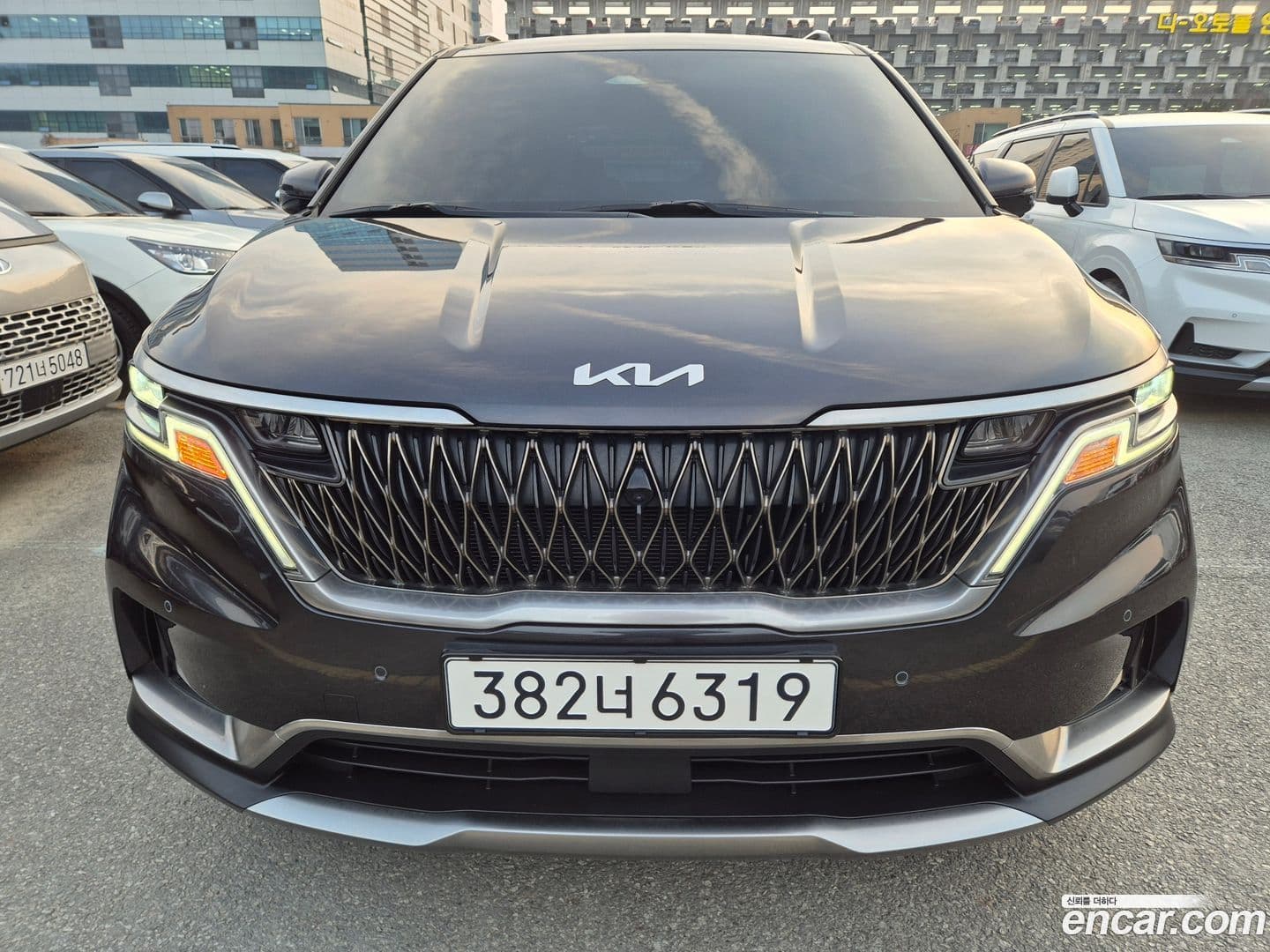 Main__Slider__Photo:Canival Kia 2021.7-0